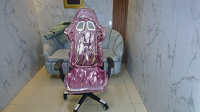 alana rosse s online show from November 2025 03:15:02 PM