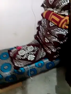 latarak321 online show from October 2025 05:40:01 AM