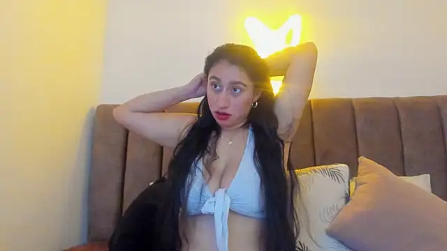 Amara18   online show from November 2025 01:49:02 AM