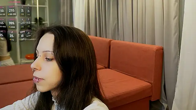 Amber  lust online show from November 2025 01:11:02 PM