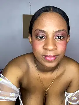 NahomyHart online show from October 2025 05:19:02 AM