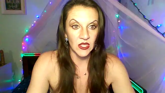 Snapshot of easy_briezy chatting on December 2025 03:03:01 AM easy briezy online show from December 2025 03:03:01 AM