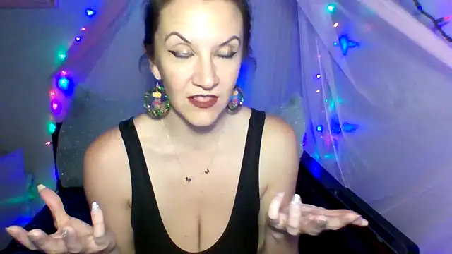 Snapshot of easy_briezy chatting on December 2025 10:08:02 PM easy briezy online show from December 2025 10:08:02 PM