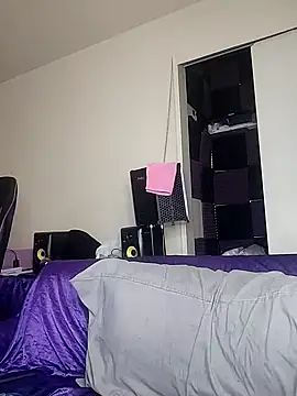 SLIM-BONEZ-N-HARMONY online show from February 2026 05:17:02 PM