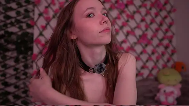 Petite Polly online show from October 2025 01:06:01 AM