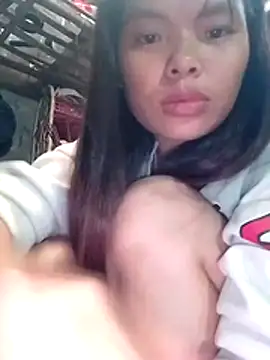 hello-cute online show from October 2025 12:34:01 AM