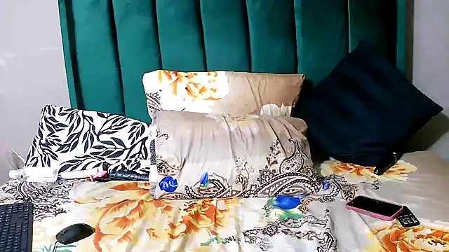 DeliciousBoobsx25 online show from October 2025 03:12:02 AM