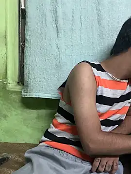 foxythebold online show from October 2025 06:37:01 PM