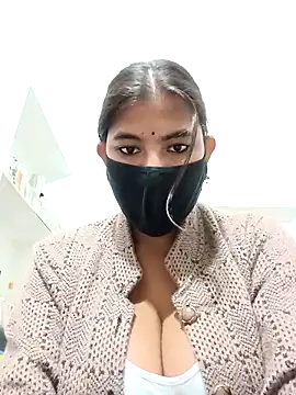 Hot radhaji online show from November 2025 03:23:02 PM