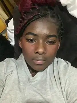 KarinaFlowers  online show from November 2025 12:24:01 AM