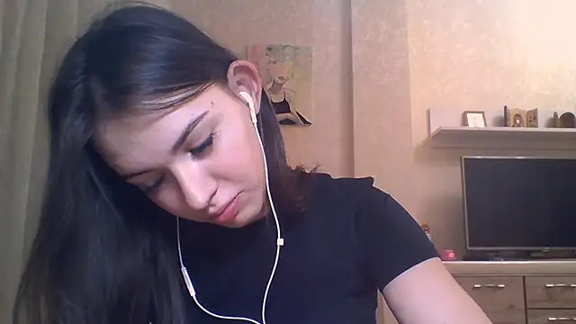 CeyaLier online show from November 2025 05:47:01 PM