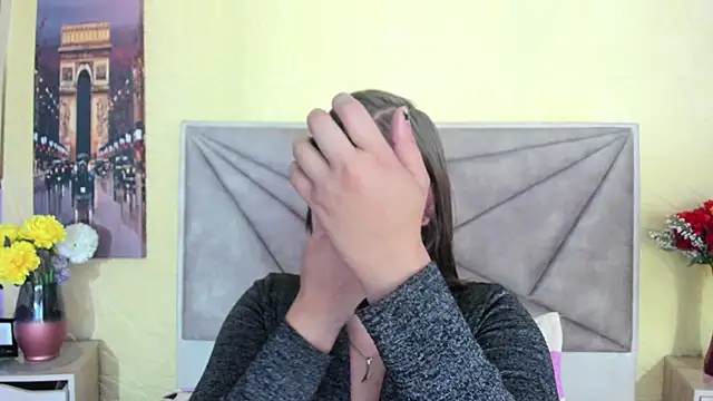 laura aguilar online show from October 2025 01:11:01 PM