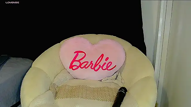 Horny beautyyy online show from February 2026 04:17:01 PM