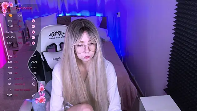 sofiisun online show from October 2025 02:12:01 AM