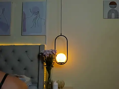 Chloe Celeste online show from November 2025 03:38:01 AM