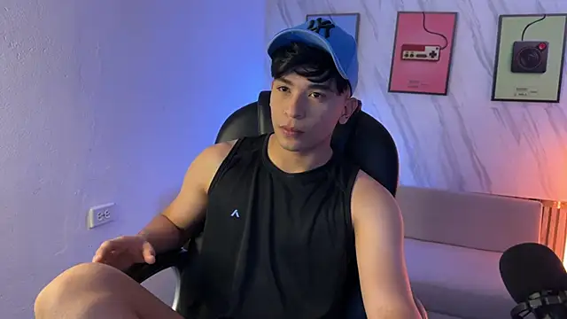 David Nova online show from November 2025 12:43:02 AM