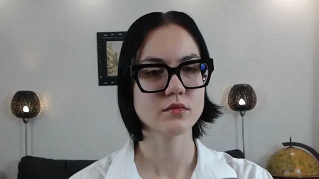 Marie Fitch online show from November 2025 02:47:02 AM