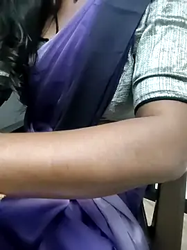 Tamilmallu-duskygirl03 online show from November 2025 07:15:01 PM