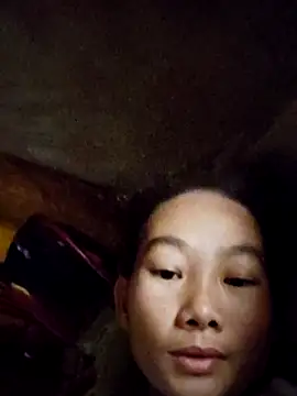 gio-thu online show from October 2025 04:40:02 AM