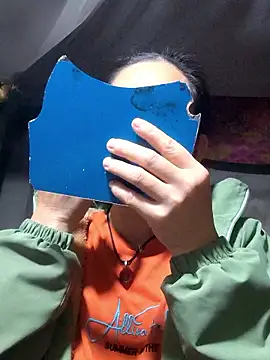 gio-thu online show from January 2026 12:48:01 AM