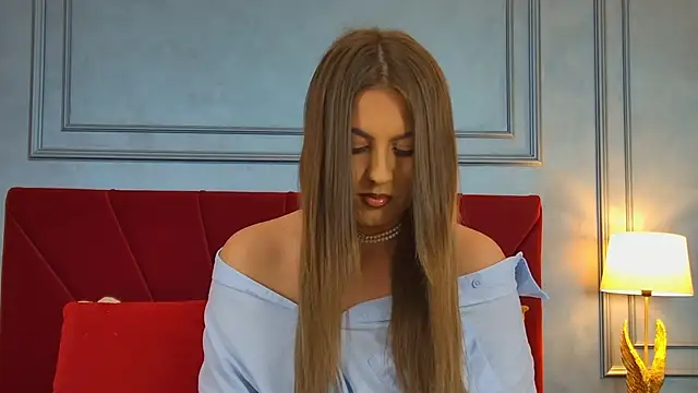 Hazellynn online show from October 2025 05:17:02 AM