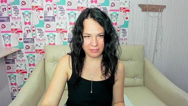 Victoria Panther online show from November 2025 09:41:02 AM