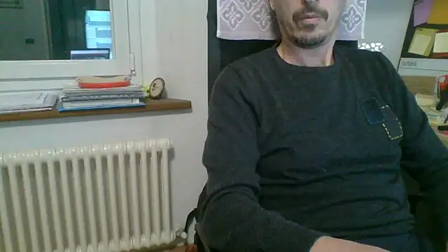 Snapshot of Kawayleo chatting on April 2026 04:48:01 PM Kawayleo online show from April 2026 04:48:01 PM