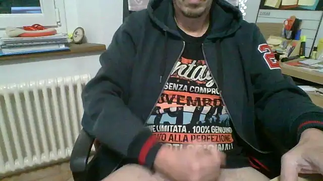 Snapshot of Kawayleo chatting on May 2026 10:36:01 AM Kawayleo online show from May 2026 10:36:01 AM