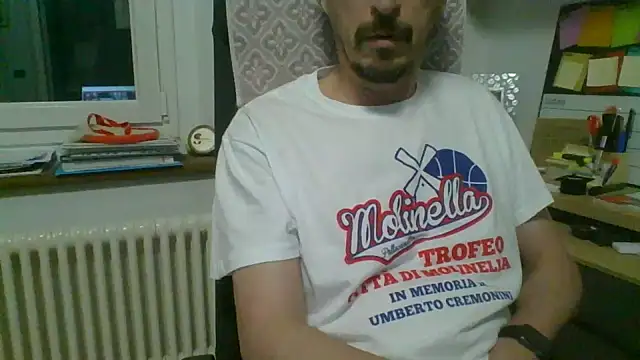 Snapshot of Kawayleo chatting on June 2026 06:31:01 PM Kawayleo online show from June 2026 06:31:01 PM