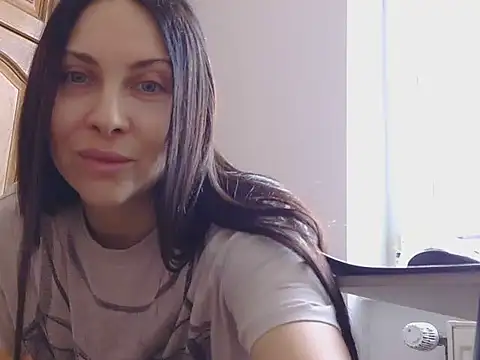 Snapshot of Olivarra chatting on February 2026 10:12:01 AM Olivarra online show from February 2026 10:12:01 AM