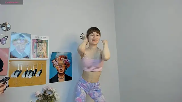 PearlMystic online show from November 2025 05:34:01 AM