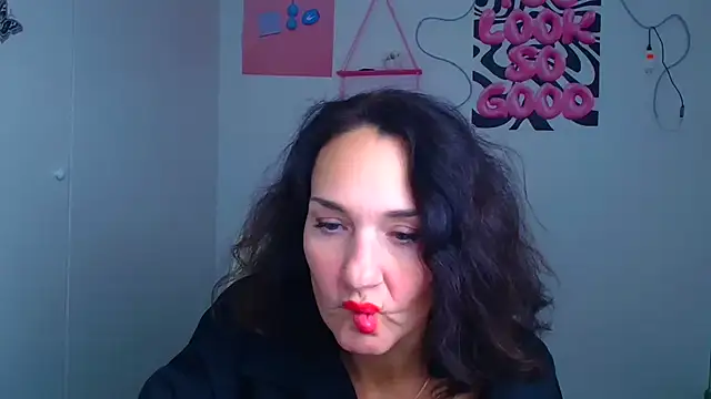 Rosie Rosee online show from January 2026 05:27:02 PM