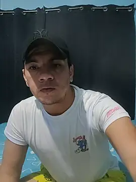 Aturo77 online show from November 2025 02:28:01 AM