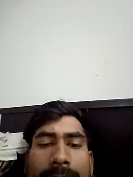 siddBus online show from November 2025 05:01:02 PM