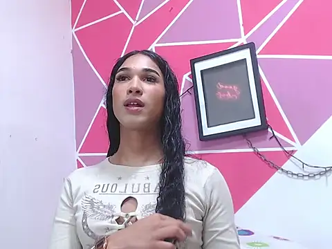 Tifany Adams online show from October 2025 08:07:02 PM