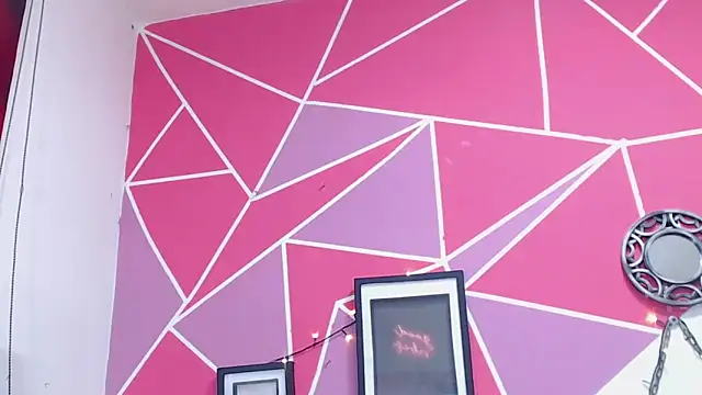 Tifany Adams online show from October 2025 08:31:01 PM