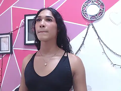 Tifany Adams online show from October 2025 08:29:01 PM