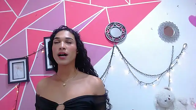 Tifany Adams online show from November 2025 08:20:01 PM