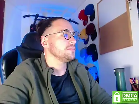 kurt xx online show from October 2025 12:28:02 PM