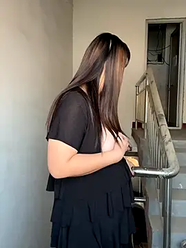 weiww1995 online show from December 2025 02:53:02 AM