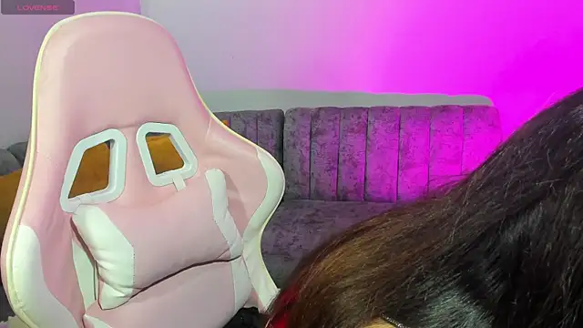 Angel a- online show from October 2025 08:42:02 PM