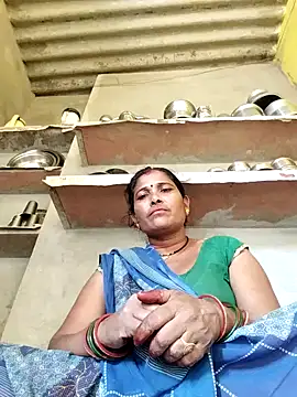 Snapshot of R_sehjal chatting on October 2025 06:01:02 AM R sehjal online show from October 2025 06:01:02 AM