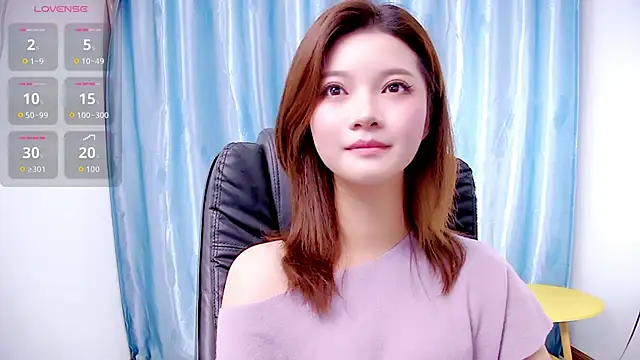 Snapshot of niannian6373 chatting on October 2025 11:43:01 AM niannian6373 online show from October 2025 11:43:01 AM