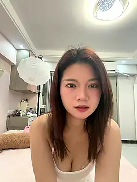 Snapshot of niannian6373 chatting on January 2026 12:29:02 PM niannian6373 online show from January 2026 12:29:02 PM