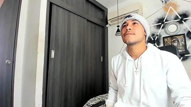 jhapsson wong online show from October 2025 02:49:01 PM