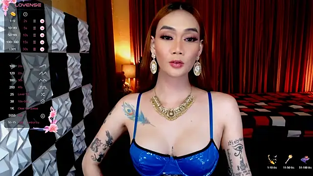 Snapshot of MeatyCockLuna chatting on November 2025 09:32:02 AM MeatyCockLuna online show from November 2025 09:32:02 AM