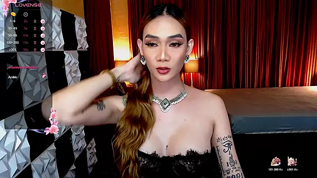 Snapshot of MeatyCockLuna chatting on November 2025 10:37:02 AM MeatyCockLuna online show from November 2025 10:37:02 AM