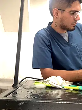 mirallesandbig online show from November 2025 05:23:01 PM