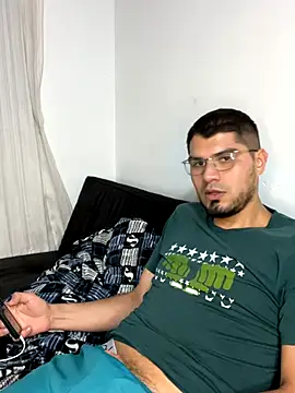 mirallesandbig online show from November 2025 11:21:02 PM