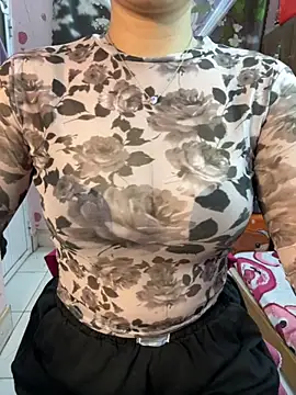 Xuka2594 online show from November 2025 02:11:02 AM